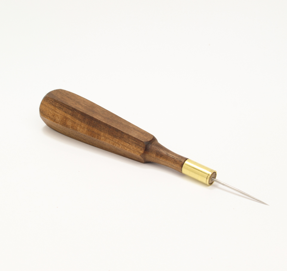 Backstitch Awl - Fine Leatherworking